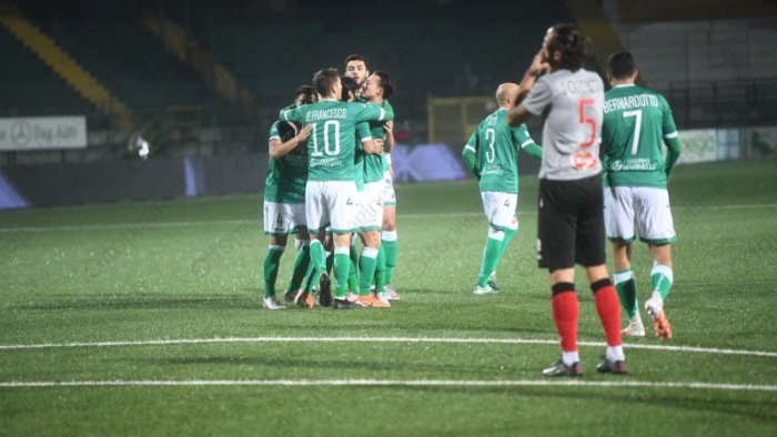 l avellino si complica la vita da solo la turris rimonta 2 2