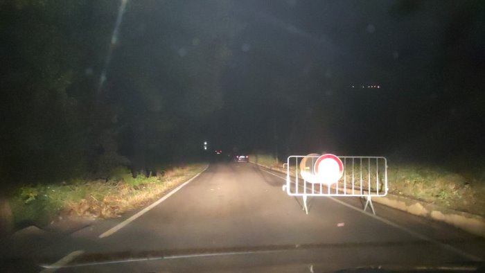 fiume di fango travolge auto morta una ragazza di 26 anni