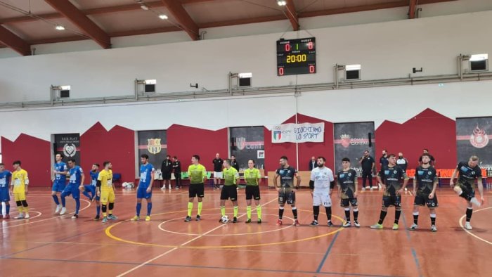 la sandro abate cala il poker 1 4 sul lido d ostia