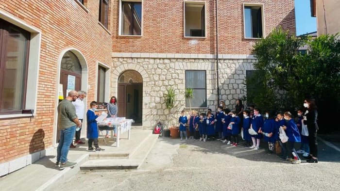 pertosa successo per l evento non rifiutiamoci studenti scrivono a mattarella