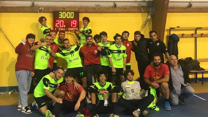 pallamano a2 il derby campano parla sannita il benevento manda ko l atellana