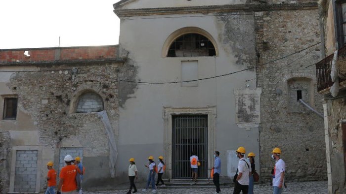 apice visite guidate nel borgo fantasma