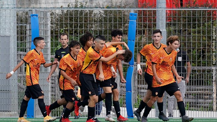 prima gioia per l under 15 del benevento poker al cosenza le foto