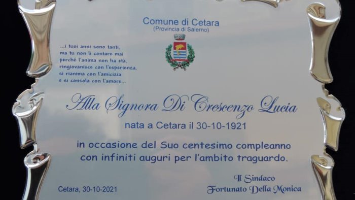 cetara la signora lucia compie 100 anni