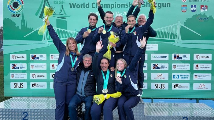 tiro a volo mondiali nello skeet a squadre cassandro e medaglia d oro