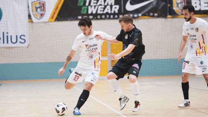 benevento 5 in sicilia faccia a faccia da brividi contro la capolista