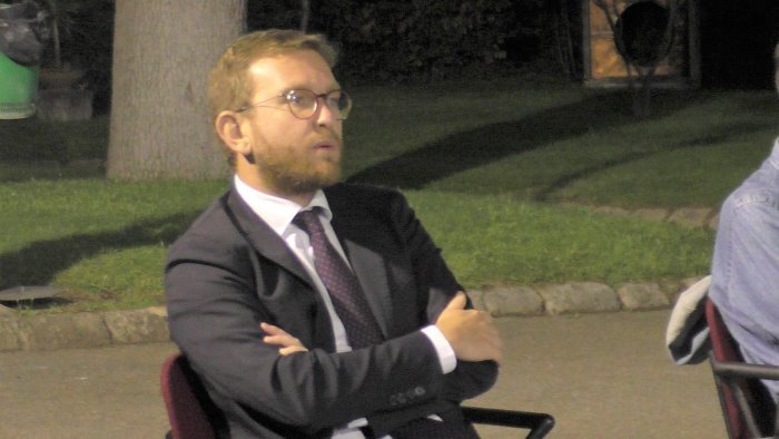 la meloni non e la padrona dell italia pensi a fare un governo