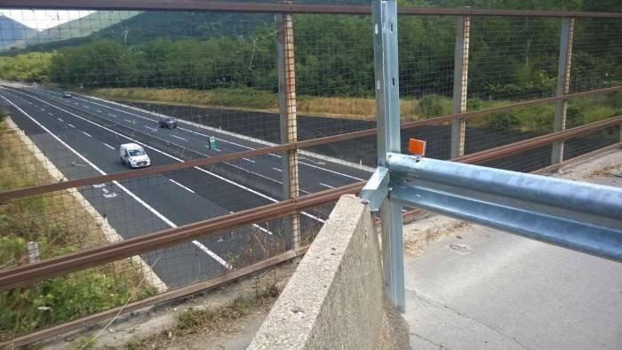 cavalcavia sperone gli imputati pronti a pagare una sanzione pecuniaria