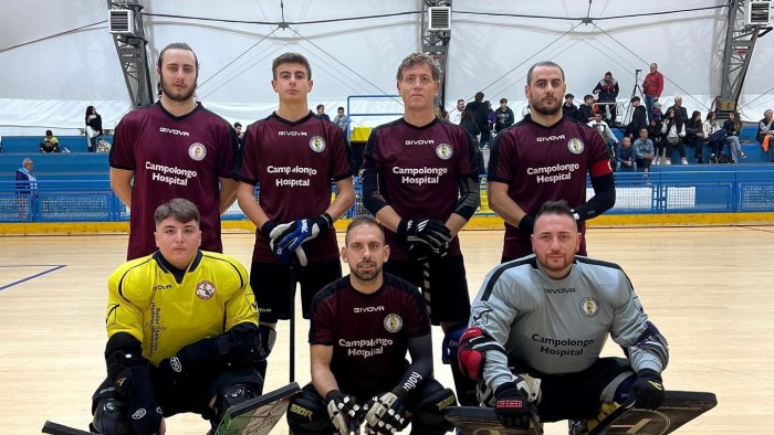 hockey pista roller salerno esordio casalingo amaro contro giovinazzo