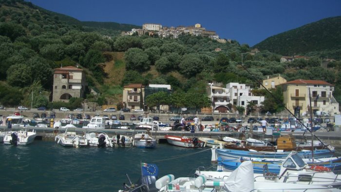 porto di pisciotta il tar le opere di messa in sicurezza non vanno rimosse