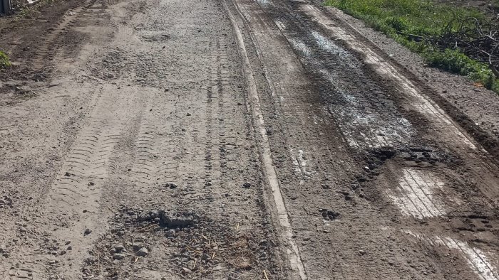 manutenzione a san valentino torio partono i lavori sulle strade della citta