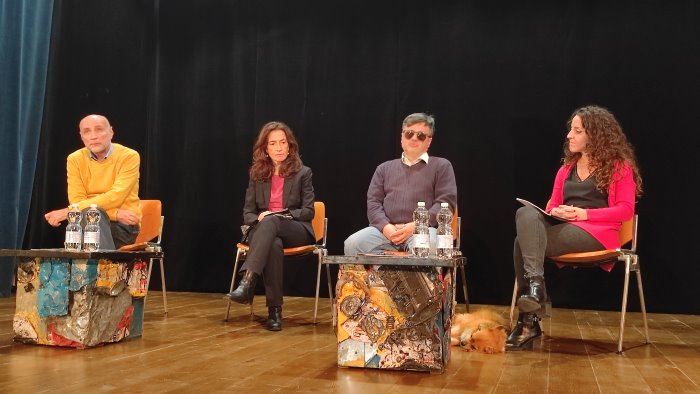 obiettivo t teatro e cultura per sfidare la crisi