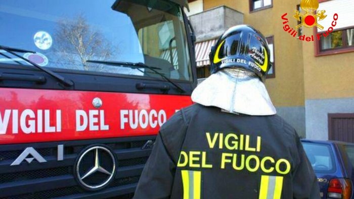 montella anziana cade in casa salvata dai vigili del fuoco