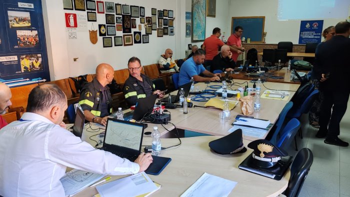 bomba day a battipaglia evacuate tremila persone esercito al lavoro