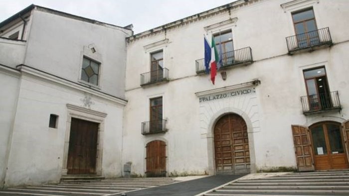 whatsapp gate ad atripalda fdi spagnuolo si arrampica sugli specchi