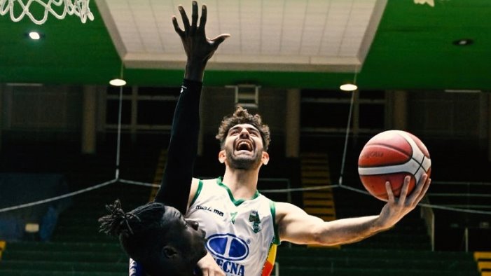 basket l asd felice scandone avellino batte la promobasket marigliano 74 72