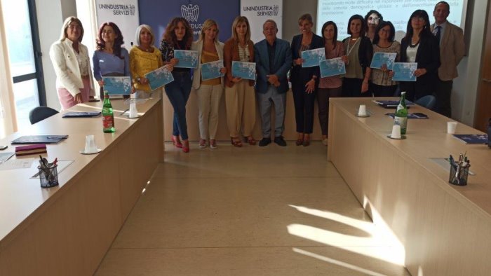 leadership per il cambiamento attestati per le imprenditrici di confindustria