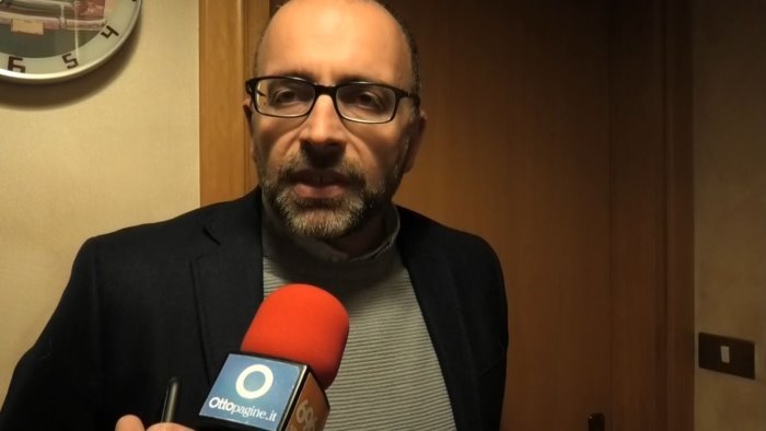 d ercole ci avete ridotto totalmente a vassalli di salerno e del suo ras