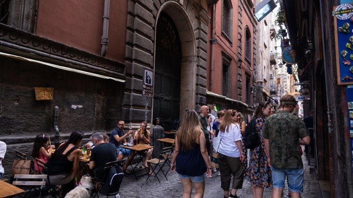 turismo per napoli si chiude un settembre da record