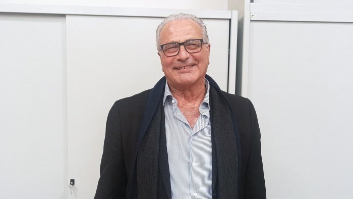 intimidazione choc al sindaco apolito farai la fine di vassallo