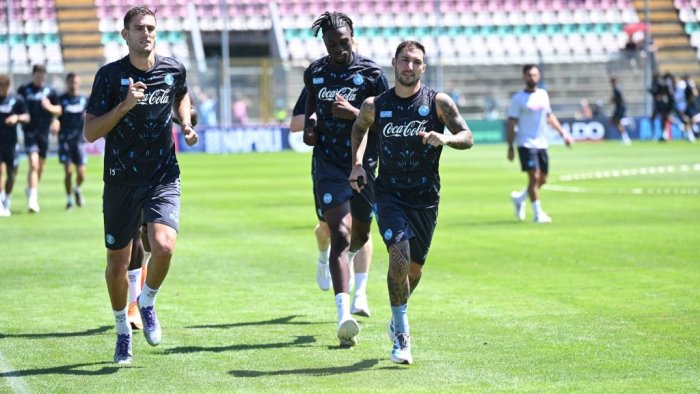 oggi doppia seduta nel pomeriggio allenamento congiunto con l avellino