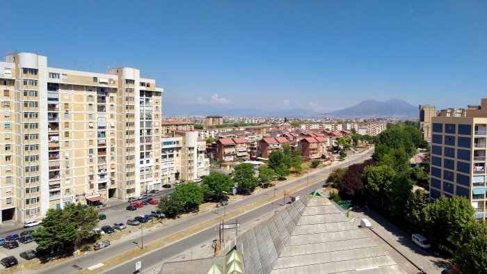 scampia operazione interforze contro le scorribande di motorini