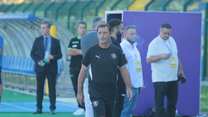 monopoli salernitana 0 1 raffaele vittoria pesante squadra con personalita