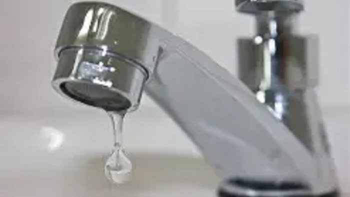 sorgenti ancora a secco mezza irpinia stanotte e senz acqua