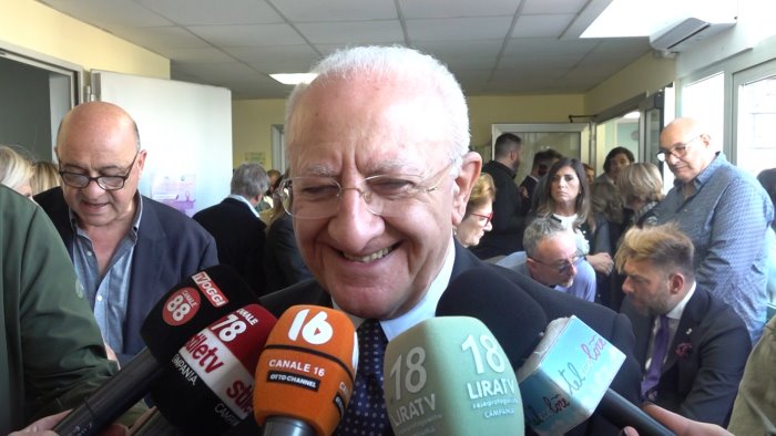 de luca a salerno cirielli grazie al centrodestra per il regalo