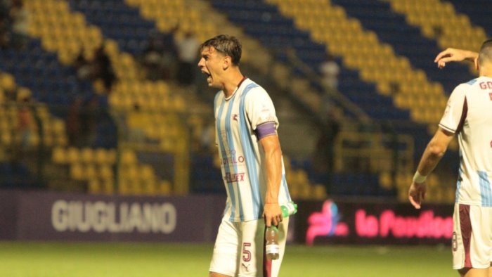 catania salernitana da capomaggio a casasola che scontri sul mercato