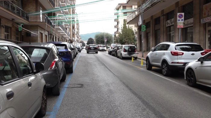 picchiato sotto casa erano incappucciati non hanno detto nulla solo violenza