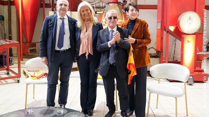 dalla scuola applausi al progetto cuore giallorosso