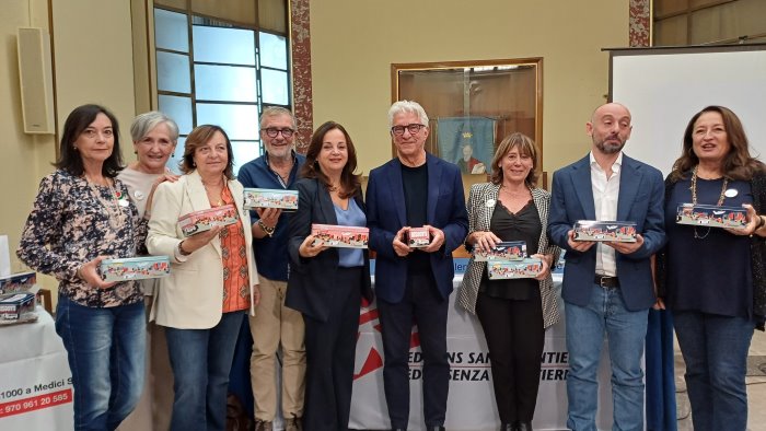 salerno arriva in citta la campagna solidale biscotti senza frontiere