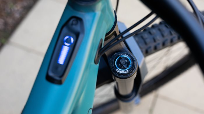 napoli sequestrate 31 e bike illegali durante controlli dei carabinieri