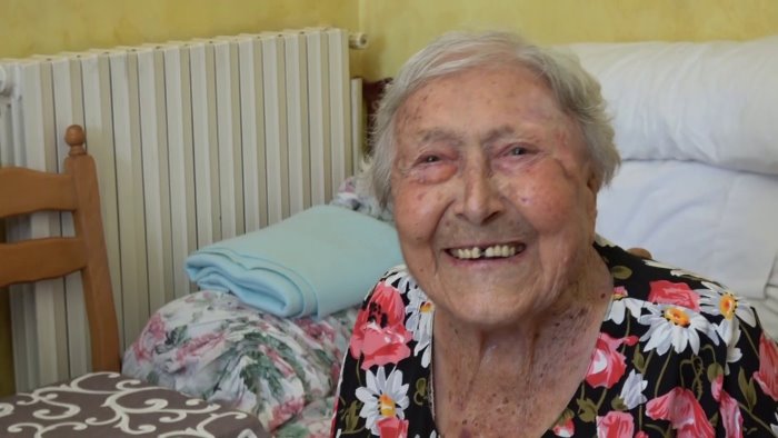 volevi volare ancora come una ragazzina il tuo sorriso sara la nostra forza