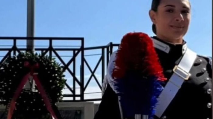 giura fedelta alla patria francesca prima donna carabiniere di altavilla irpina