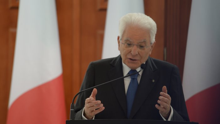 mattarella al med di napoli non lasciar spegnere la speranza in medioriente