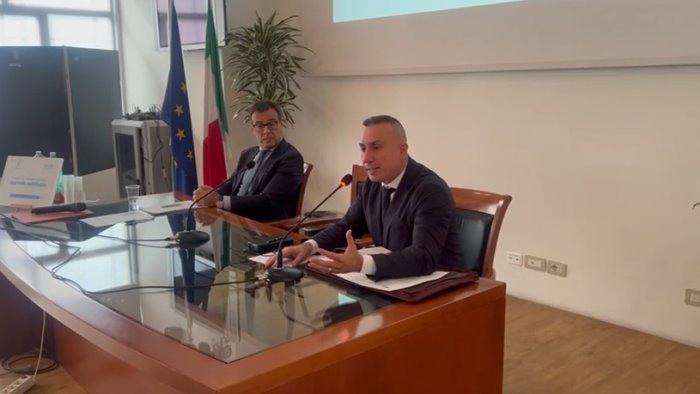 napoli uno sportello contro il caporalato per i lavoratori stranieri