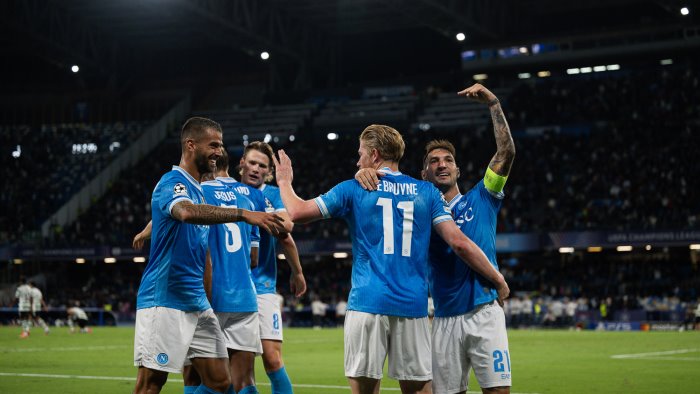 il napoli riparte dal torino conte sta pensando al turnover