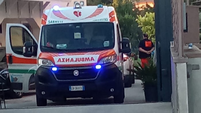 pagani cade da un montacarichi perde la vita 43enne