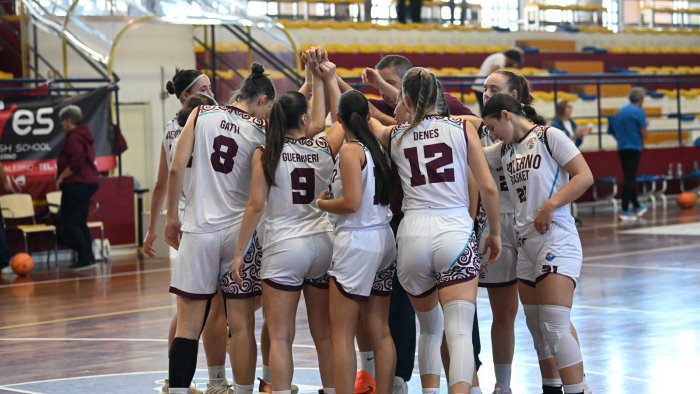 secondo ko di fila per il salerno basket 92 a matierno passa cagliari