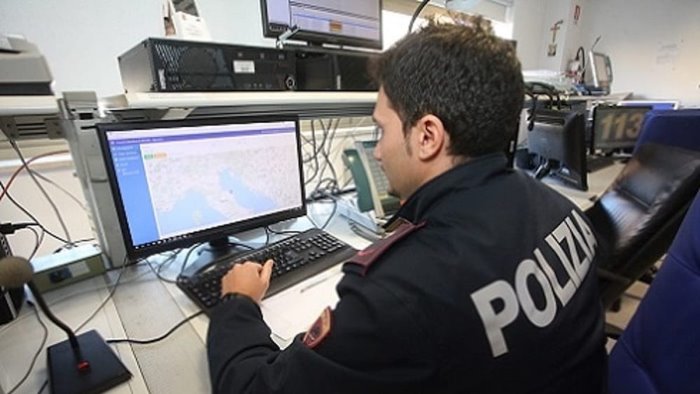 aggredita 19enne salvata sul bus a varese ex preso e poi subito scarcerato