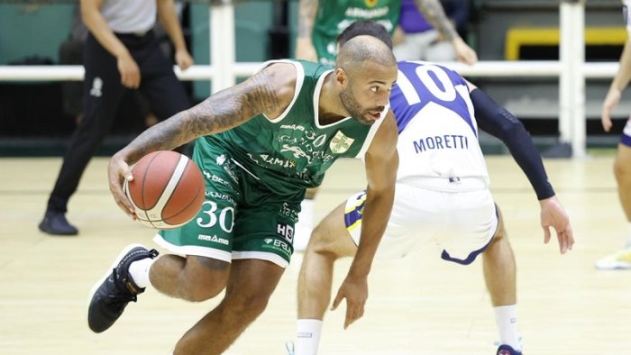scandone avellino niente gara con il basket ferentino ecco il motivo