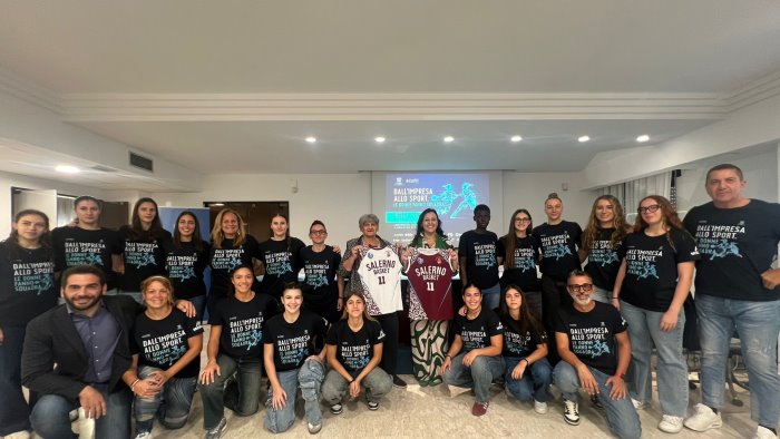 donne per le donne presentata la squadra salerno basket 92