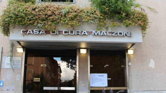 lioni decesso durante il parto sequestrata la cartella clinica alla malzoni
