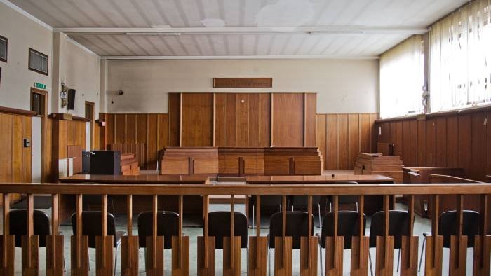 14enne ucciso il suo assassino e ancora libero