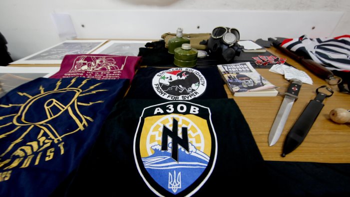 in fuga il presunto capo neonazista prima del trasferimento in carcere