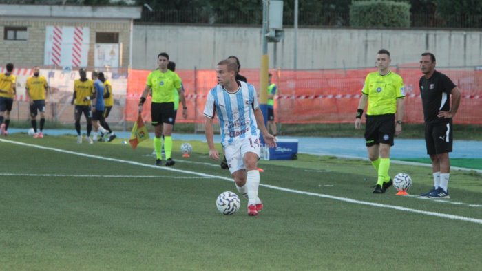 salernitana e il momento dell equilibrio dentro e fuori dal campo