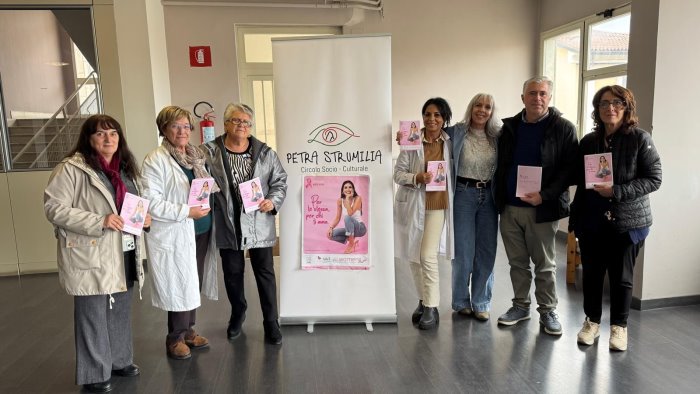 nastro rosa di petrastrumilia e lilt avellino grande partecipazione e successo