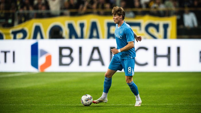 psv napoli mctominay ancora in dubbio de bruyne potrebbe cambiare ruolo